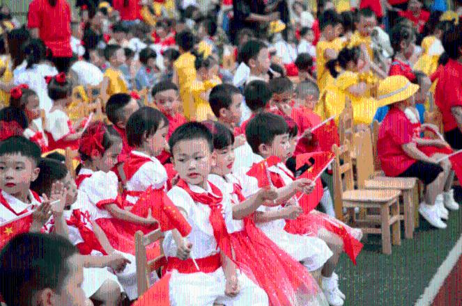 五彩果冻大相连